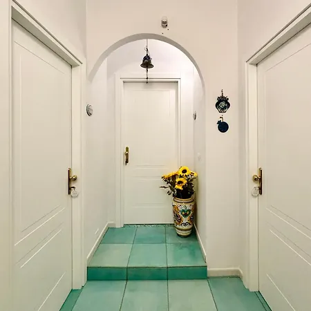 Bluemagi Konukevi Sorrento