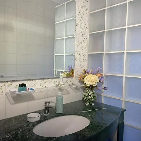 Bluemagi Gasthuis 3*